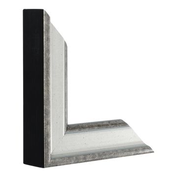 Vertical view of majestic silver picture frame