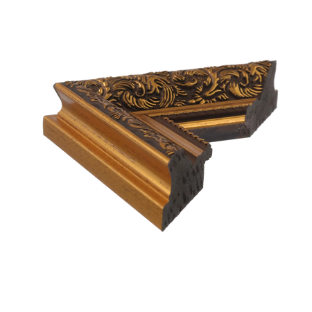 Side view of Baroque I picture frame in gold