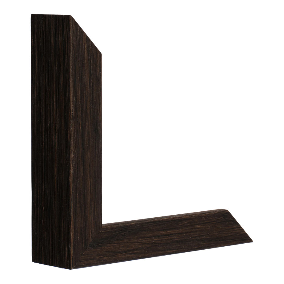 Vertical view of box wenge grain picture frame