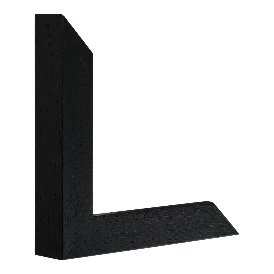 Vertical view of classic i black grain picture frame