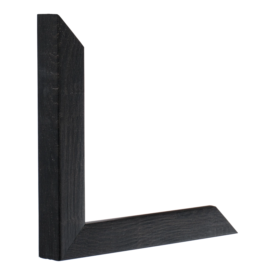 Vertical view of cube chocolate picture frame sample