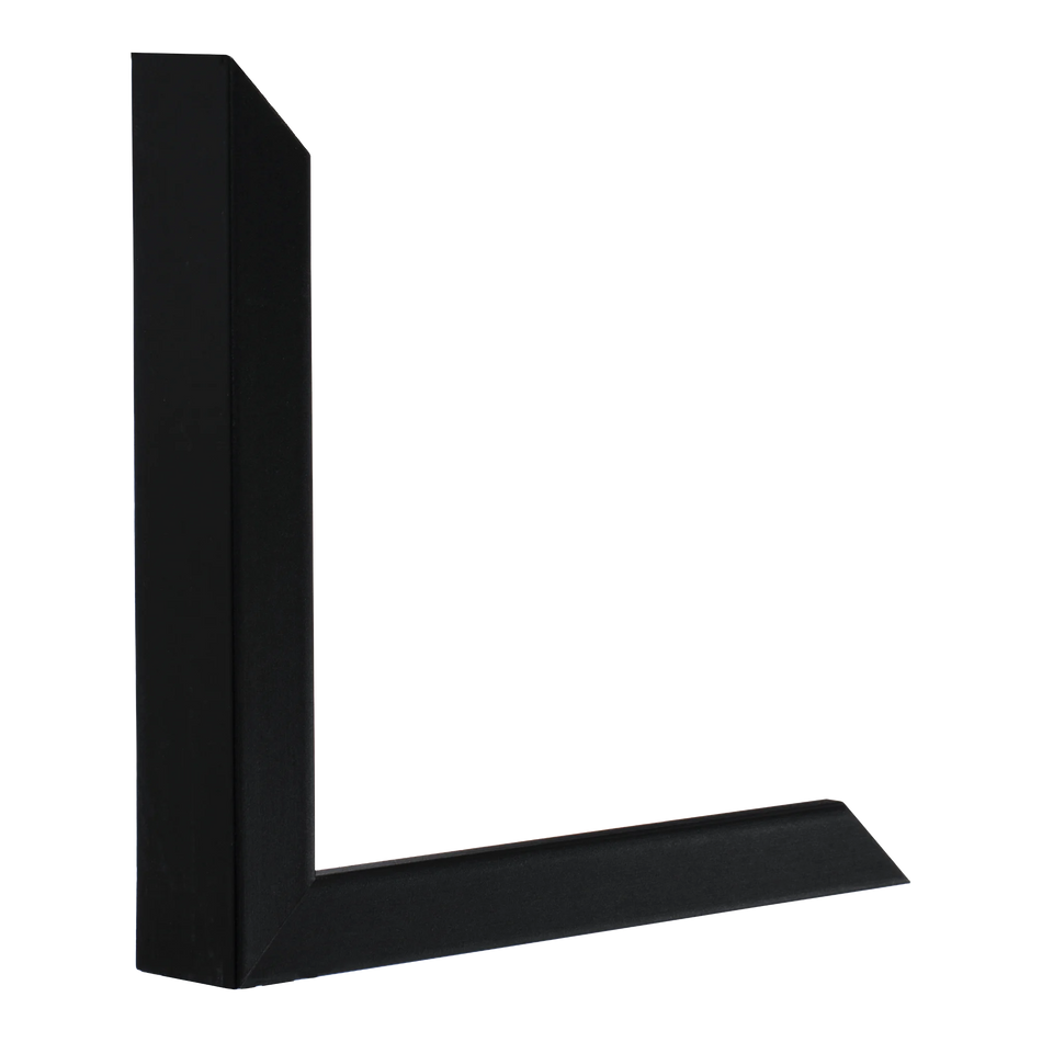 Vertical view of gelato black picture frame