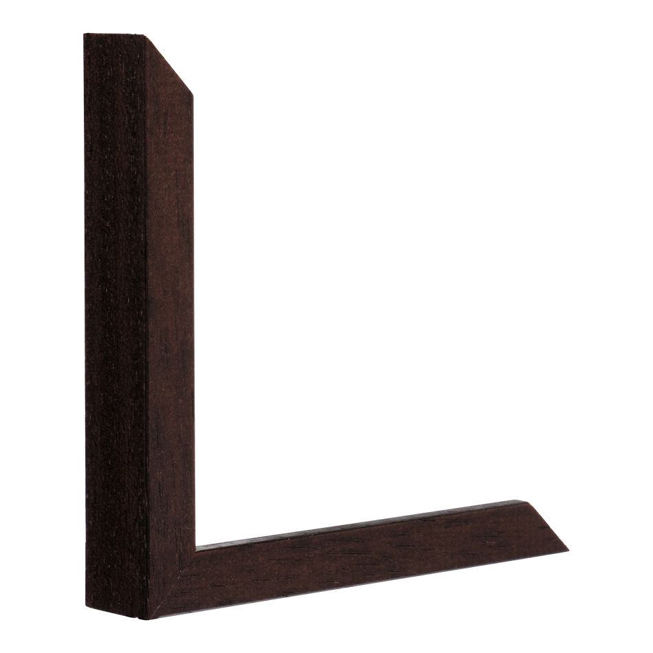 Vertical view of gelato brown picture frame