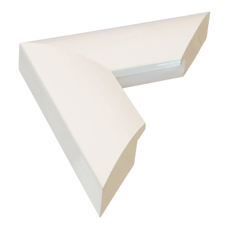 Lacquer in white picture frame