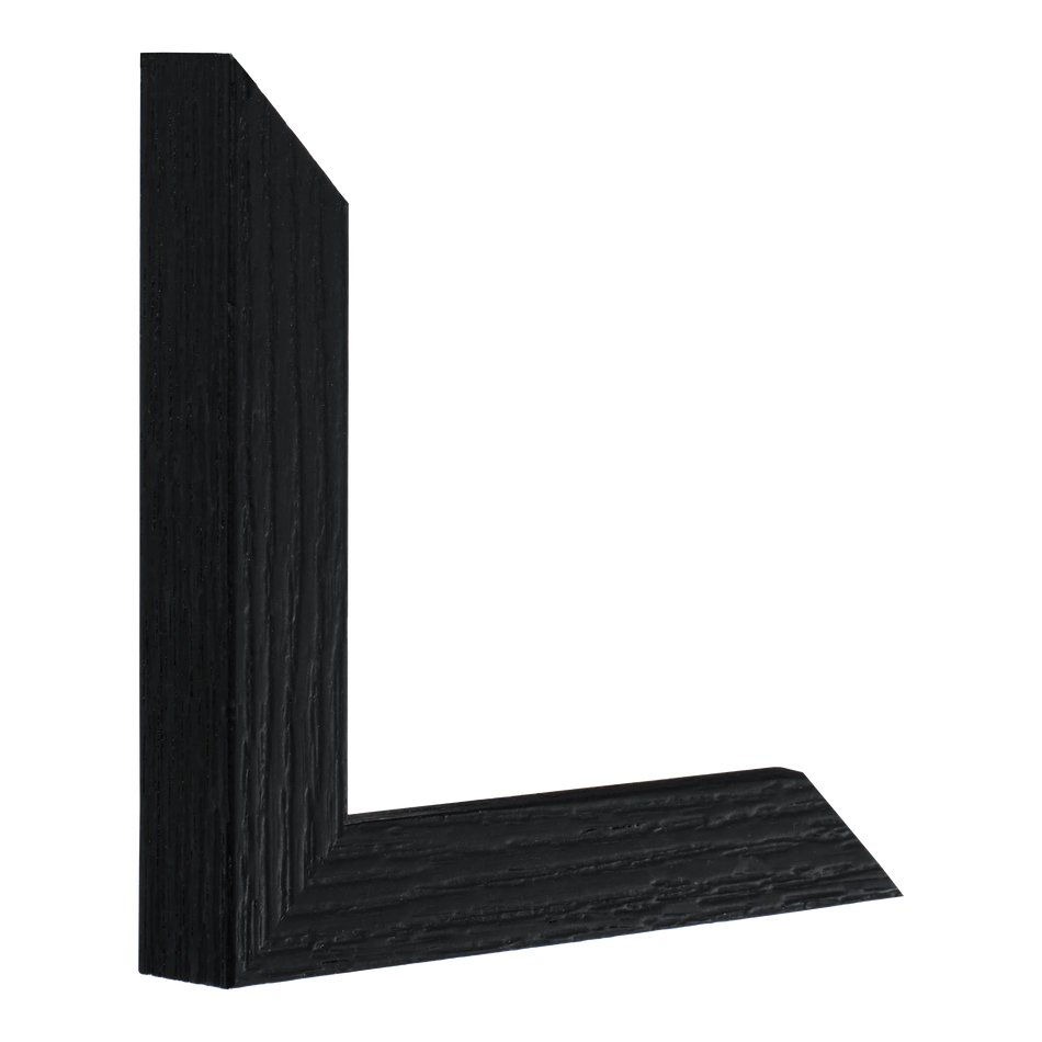 Vertical view of linear i black picture frame sample
