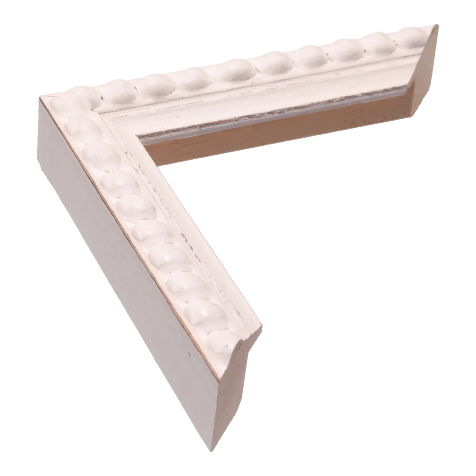 Nimbus in white picture frame