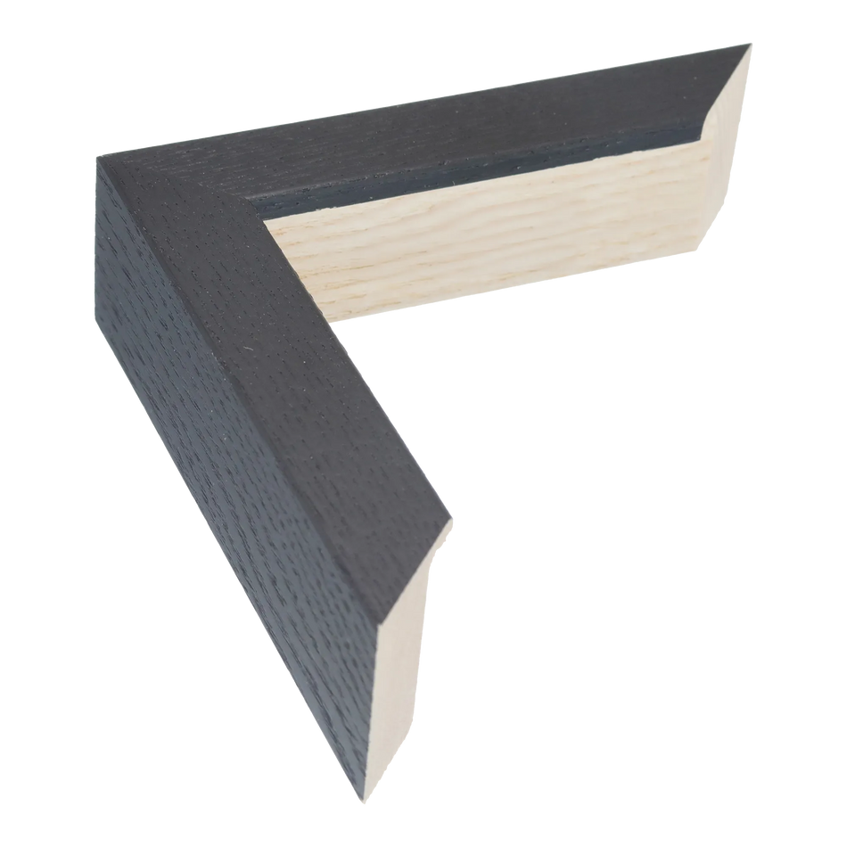 Solid Box in black grain picture frame