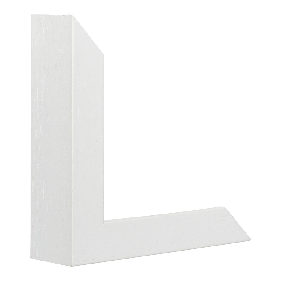 Spacer I in white grain picture frame