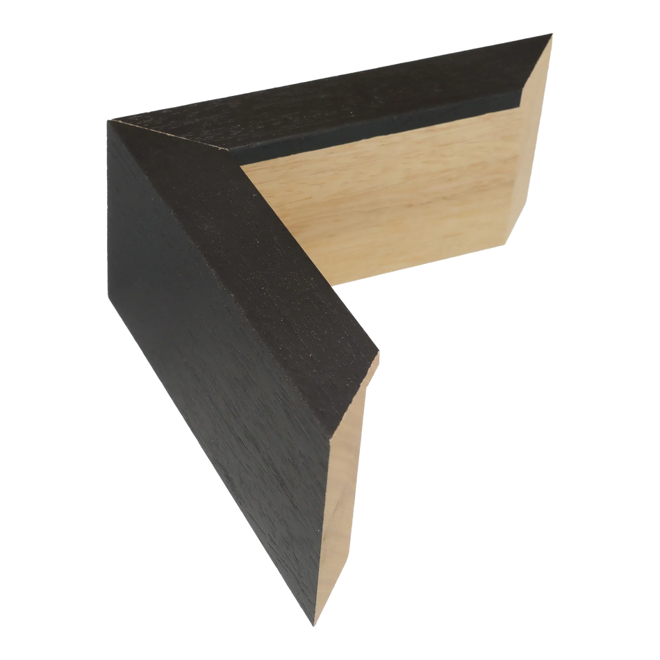 Spacer II in black grain picture frame